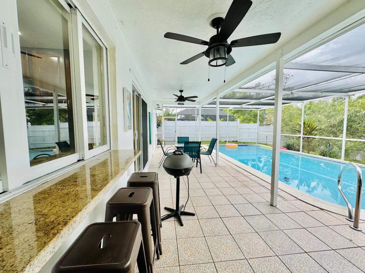 Serenity Spot Wd Pool, Lake, River & Canal View Sunrise Luaran gambar