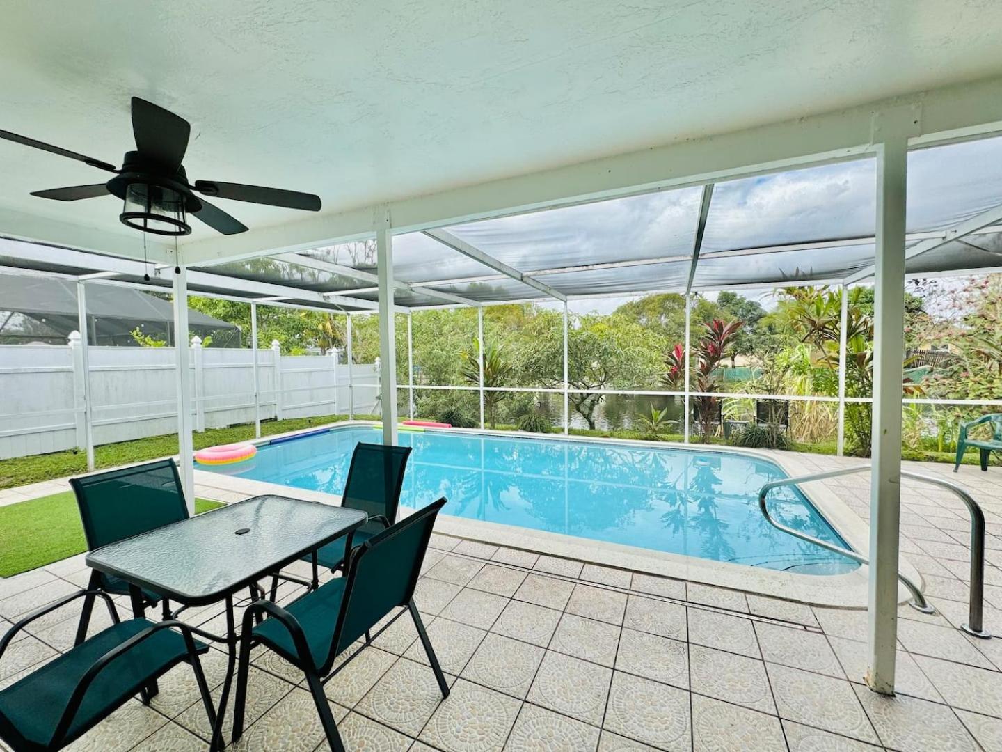 Serenity Spot Wd Pool, Lake, River & Canal View Sunrise Luaran gambar