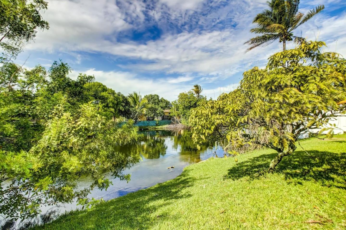 Serenity Spot Wd Pool, Lake, River & Canal View Sunrise Luaran gambar