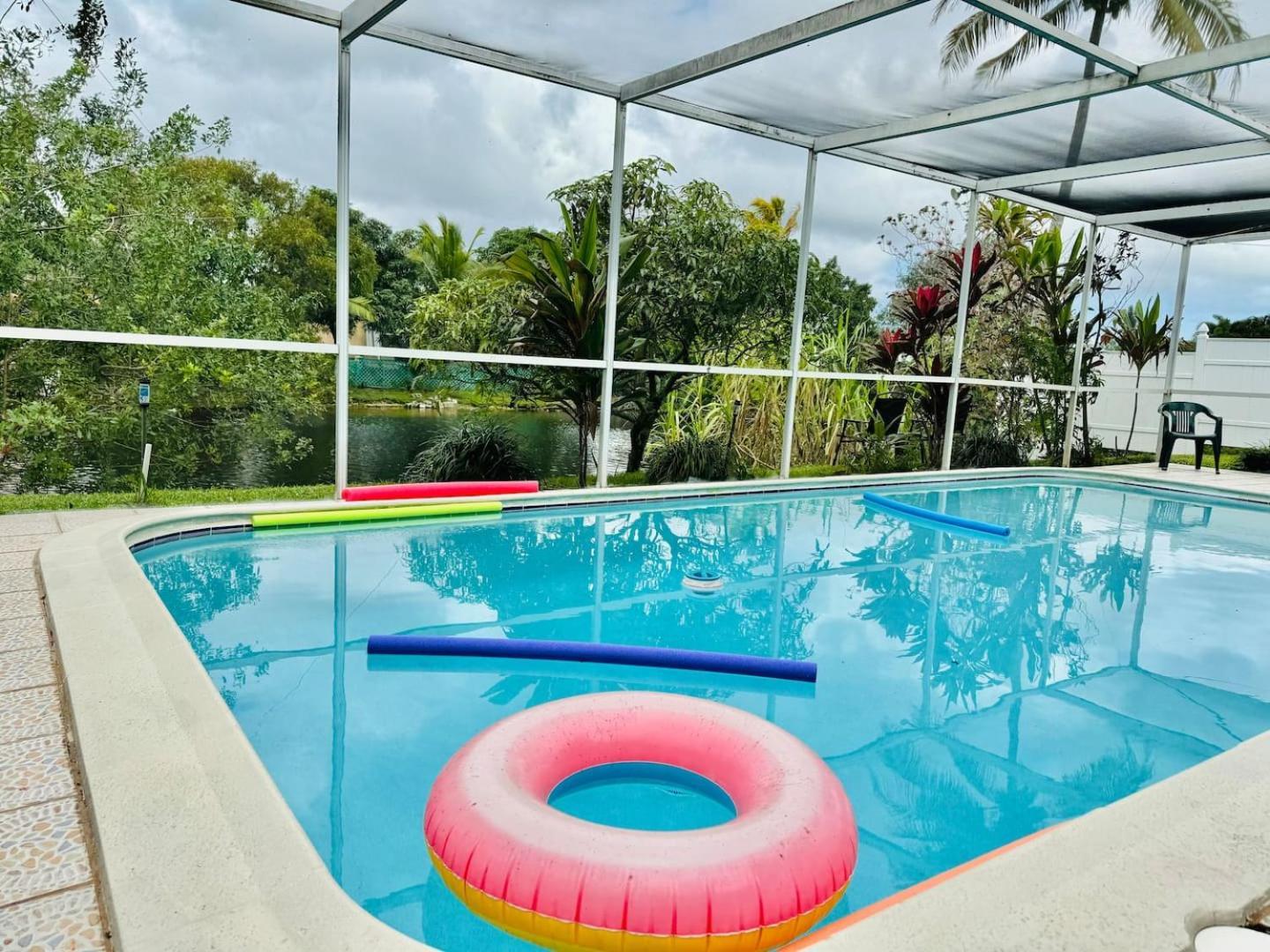 Serenity Spot Wd Pool, Lake, River & Canal View Sunrise Luaran gambar