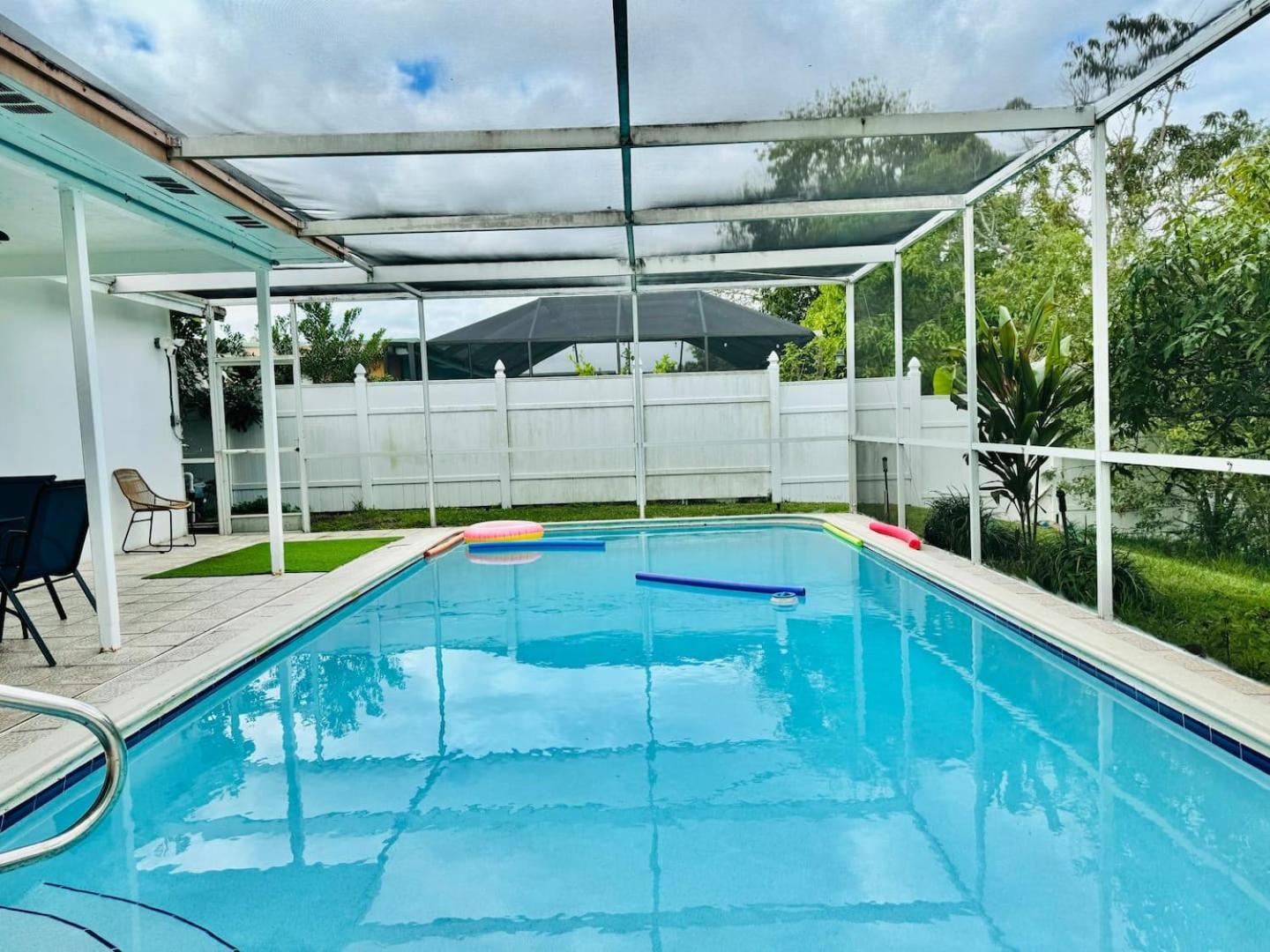 Serenity Spot Wd Pool, Lake, River & Canal View Sunrise Luaran gambar