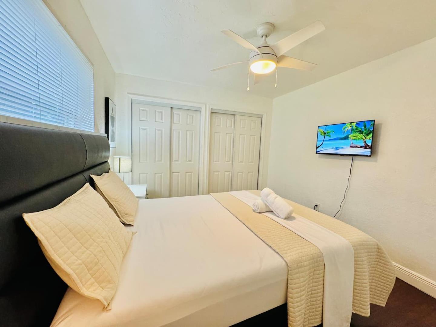 Serenity Spot Wd Pool, Lake, River & Canal View Sunrise Luaran gambar